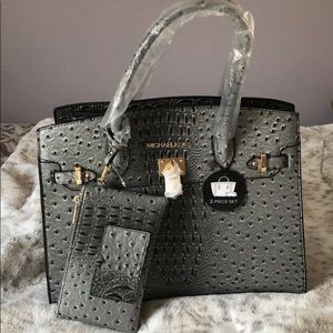 Faux Michael Kors Bag